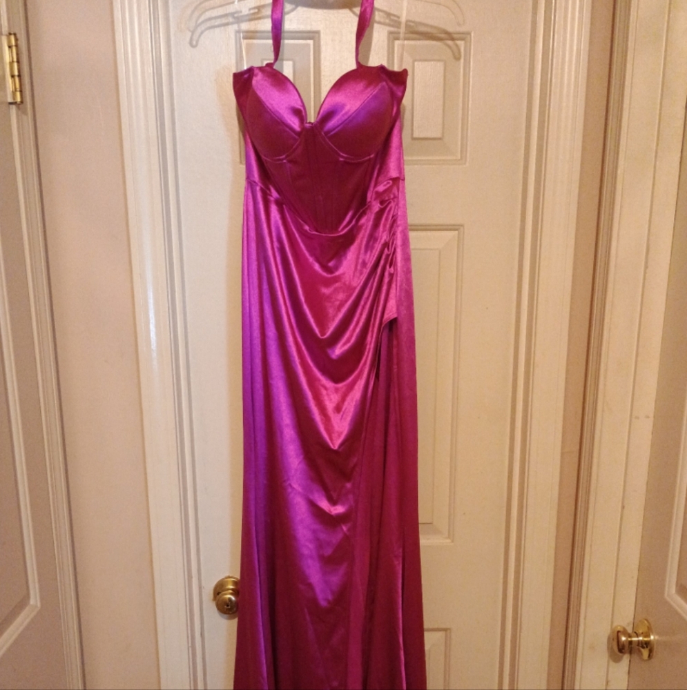 Women's Dress Size Large